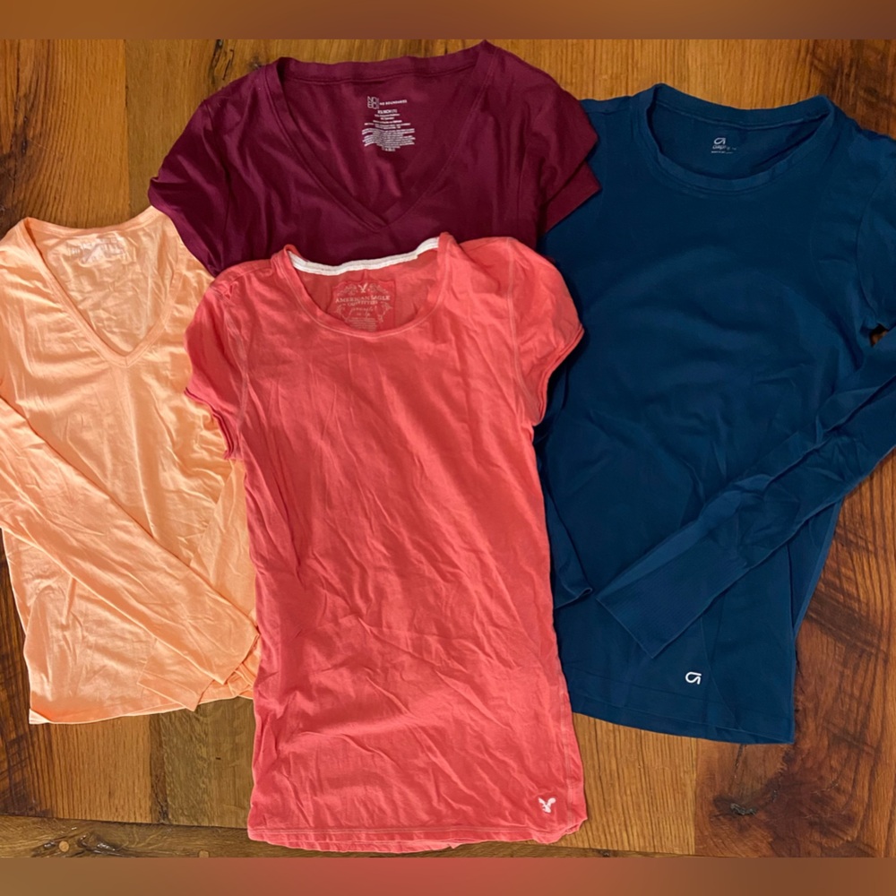Bundle of 4 Tee Shirts, 2 Long Sleeve, 2 Short Sleeve, Great Wardrobe Basics, XS